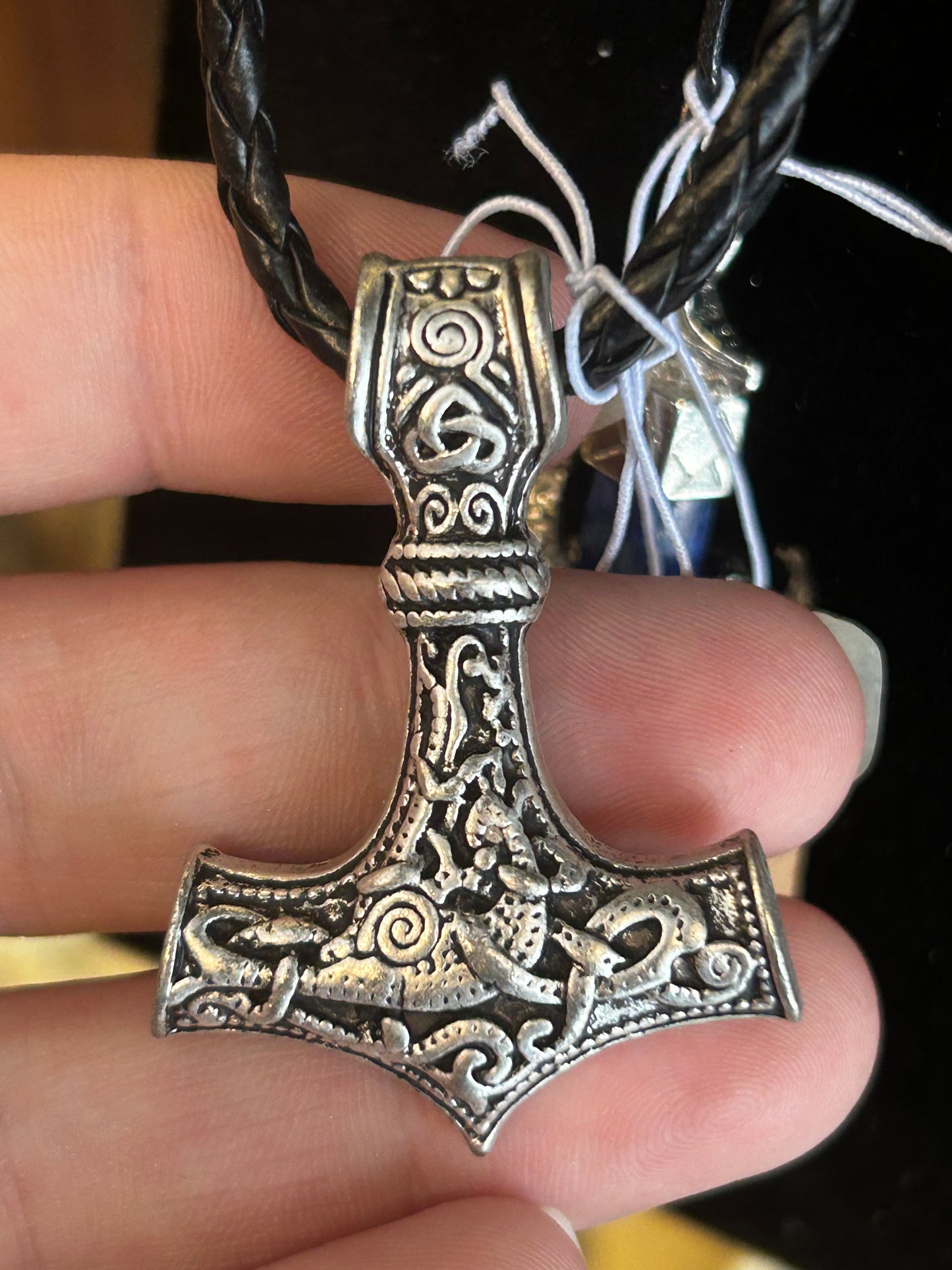 Pendentif Mjïollnir